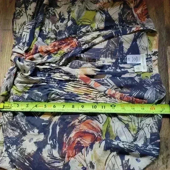 100% Silk Coldwater Creek Floral Wrap Top Blouse Size XL - Picture 6 of 11